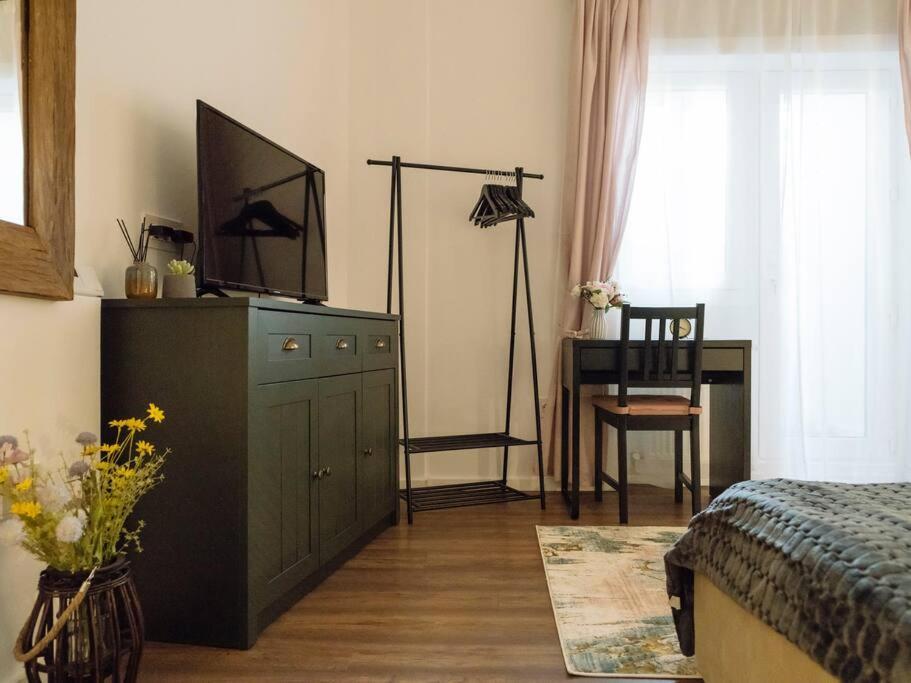 Cozy Studio Next To House Of Parliament Бухарест Екстер'єр фото